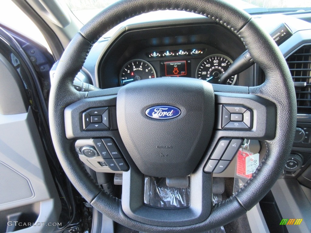 2016 F150 XLT SuperCrew 4x4 - Shadow Black / Medium Earth Gray photo #32