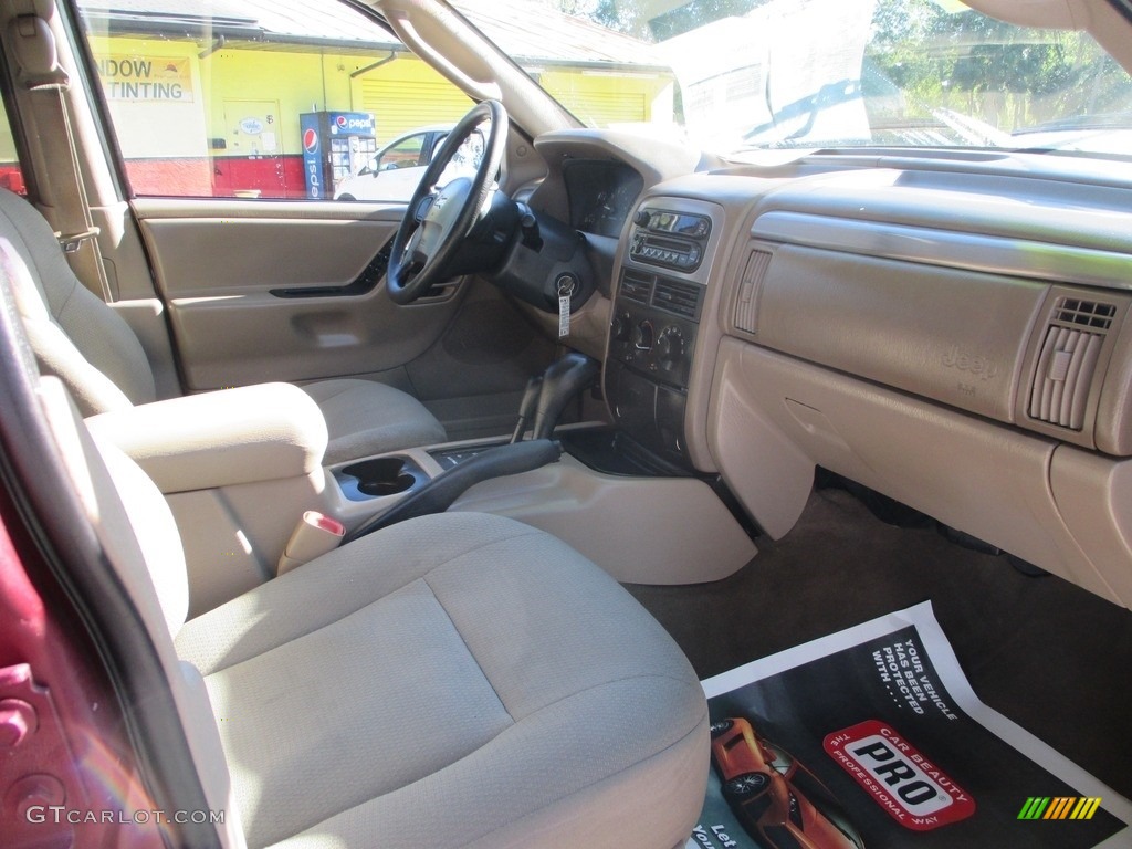 2002 Grand Cherokee Laredo 4x4 - Dark Garnet Red Pearlcoat / Sandstone photo #13