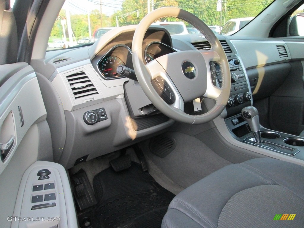 2011 Traverse LT - Steel Green Metallic / Dark Gray/Light Gray photo #11