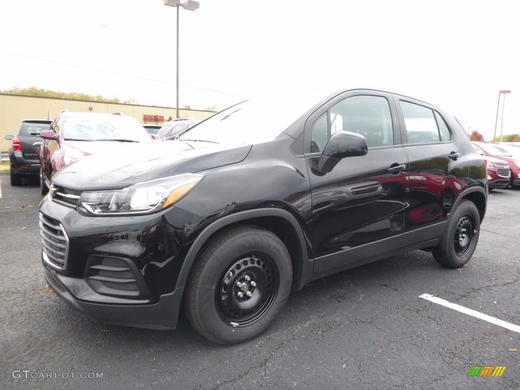 Mosaic Black Metallic 2017 Chevrolet Trax LS Exterior Photo #116516526