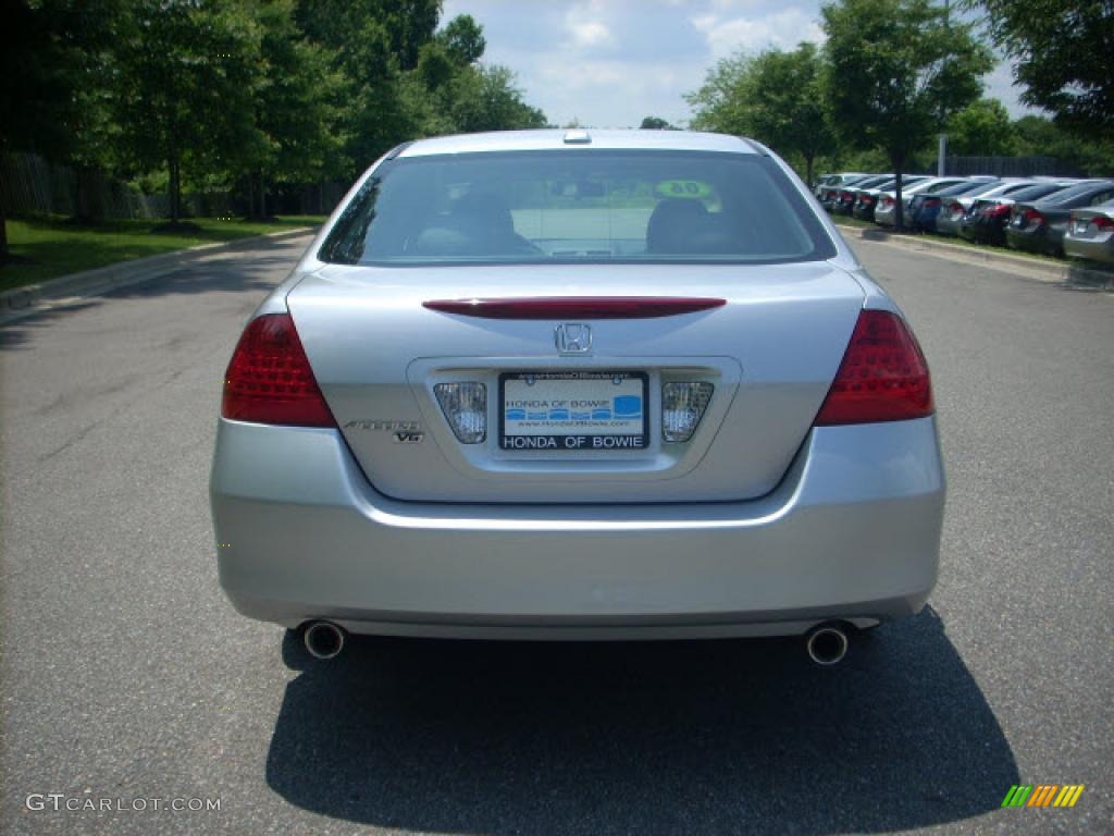 2006 Accord EX-L V6 Sedan - Alabaster Silver Metallic / Gray photo #4