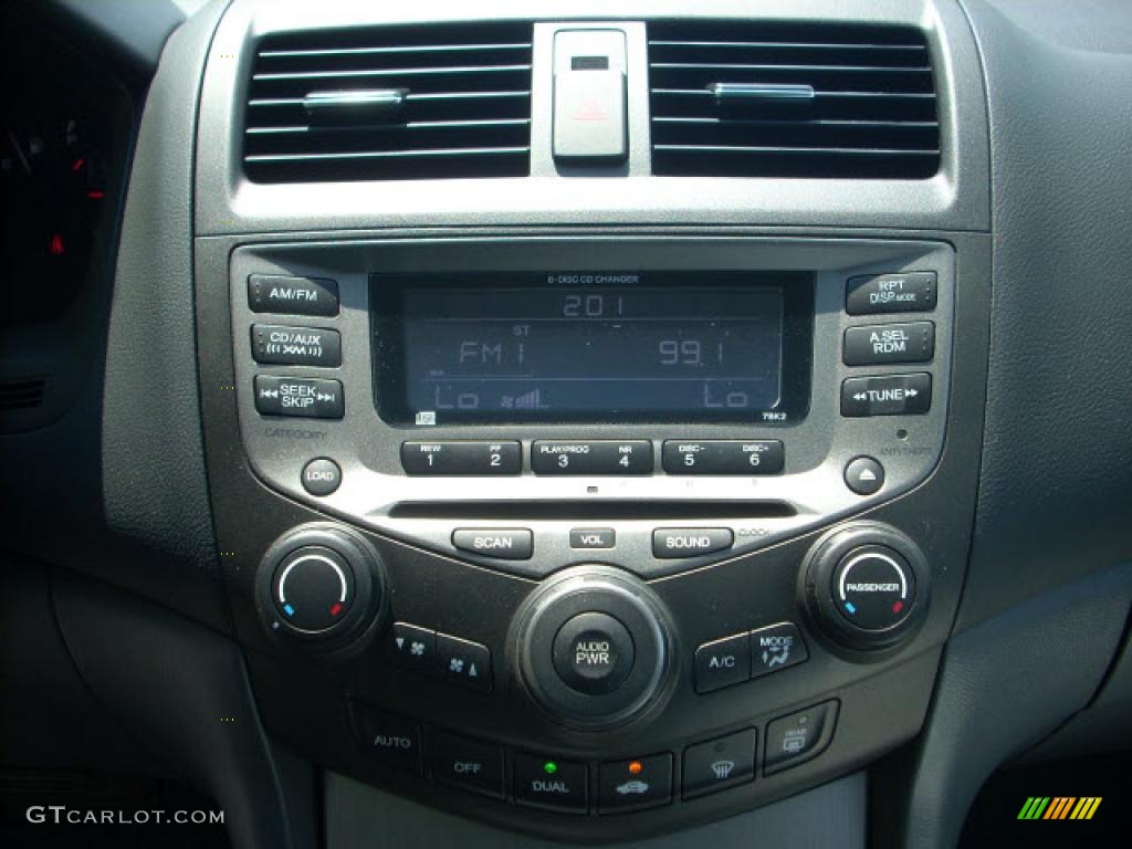 2006 Accord EX-L V6 Sedan - Alabaster Silver Metallic / Gray photo #13