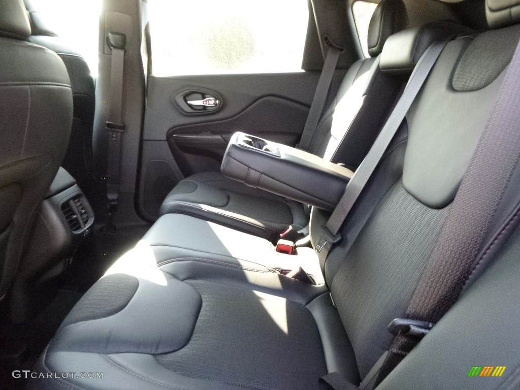 2017 Jeep Cherokee Trailhawk 4x4 Rear Seat Photo #116527851