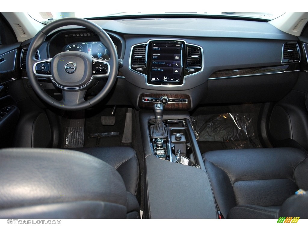 2016 Volvo XC90 T6 AWD Charcoal Dashboard Photo #116527938