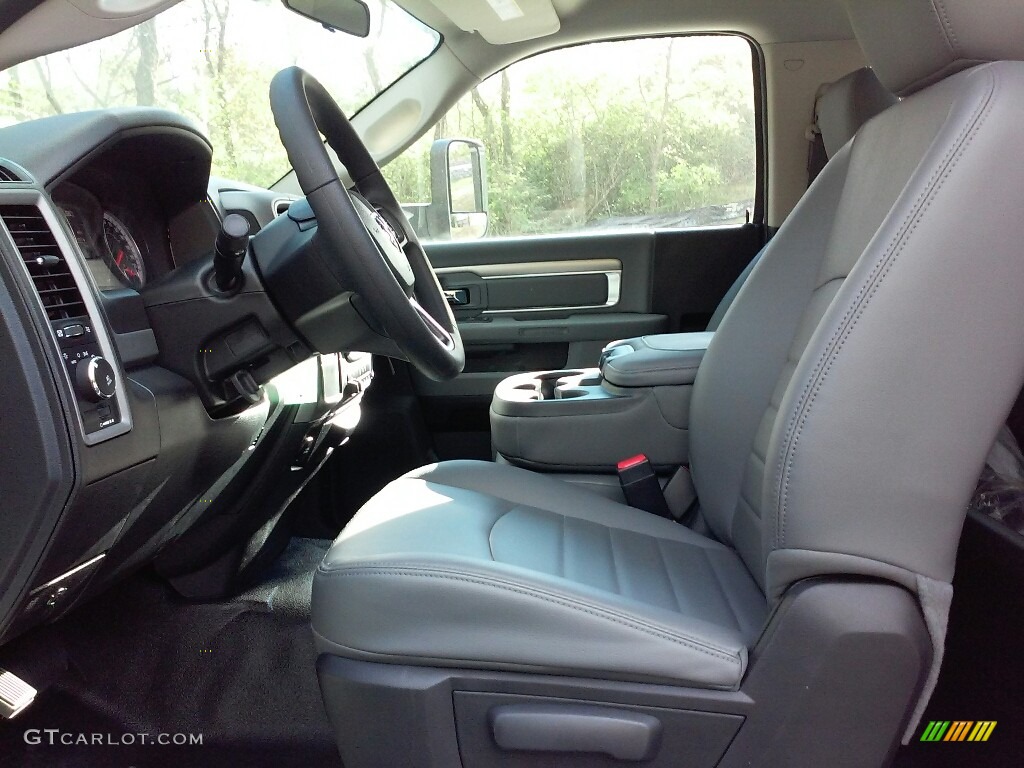 Black/Diesel Gray Interior 2017 Ram 5500 Tradesman Regular Cab Chassis Photo #116527962