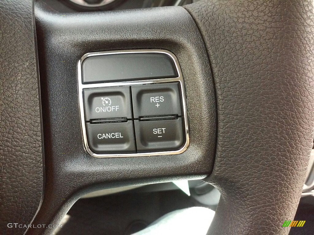 2017 Ram 5500 Tradesman Regular Cab Chassis Controls Photos