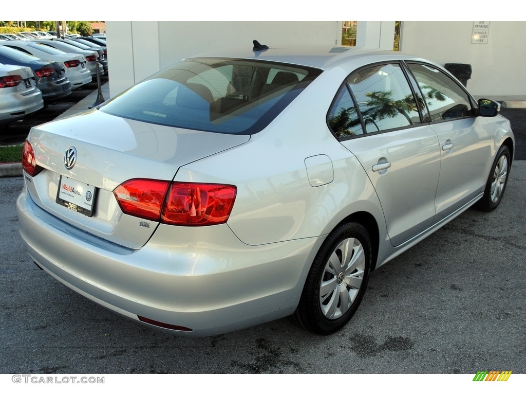 2014 Jetta SE Sedan - Reflex Silver Metallic / Titan Black photo #9