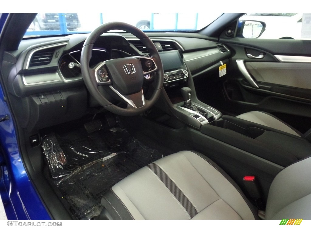 Black/Gray Interior 2017 Honda Civic EX-T Coupe Photo #116532243
