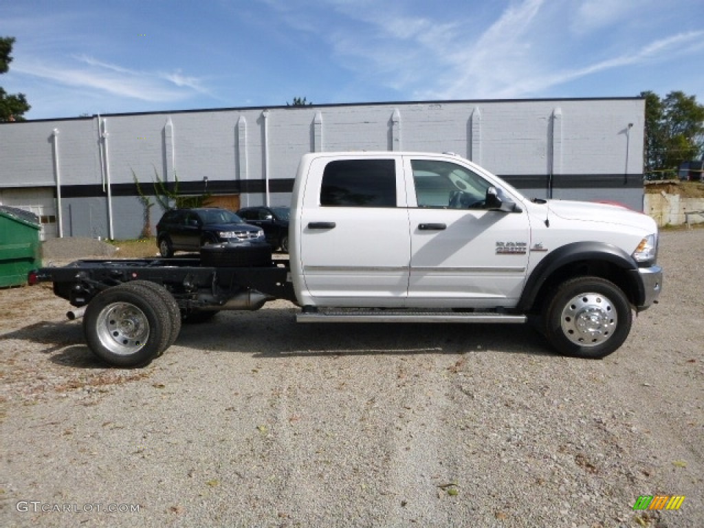 Bright White 2017 Ram 4500 Tradesman Crew Cab 4x4 Chassis Exterior Photo #116533287