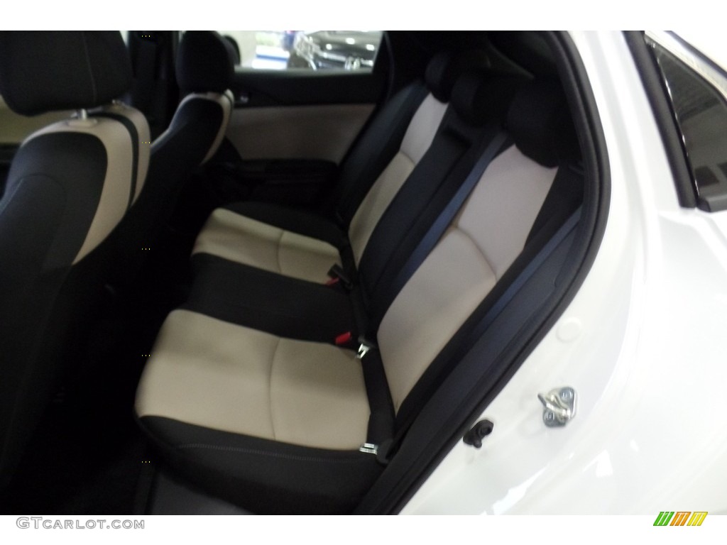 Black/Ivory Interior 2017 Honda Civic EX Hatchback Photo #116535366