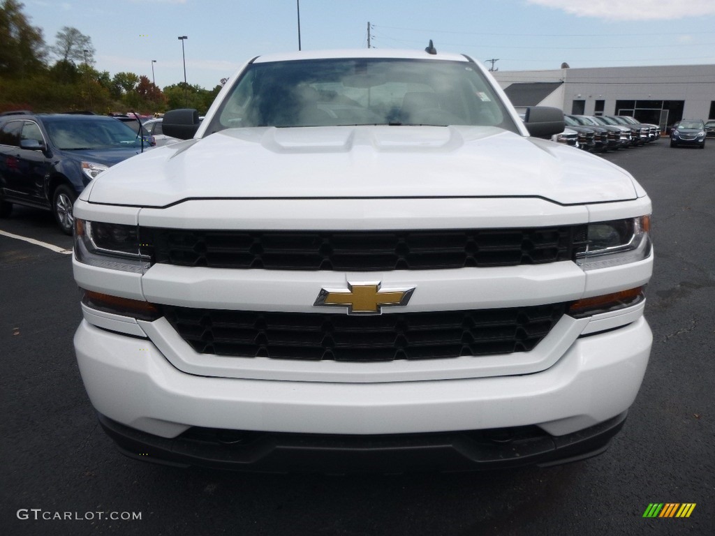 2017 Silverado 1500 Custom Double Cab 4x4 - Summit White / Dark Ash/Jet Black photo #2