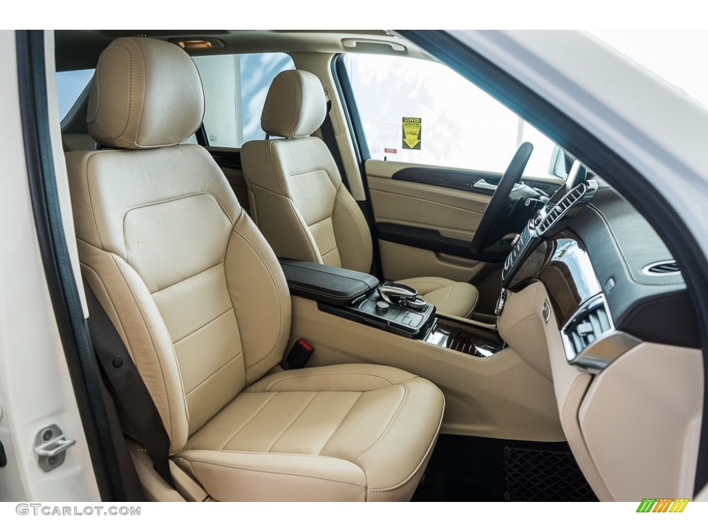 2017 Mercedes-Benz GLE 400 4Matic Interior Color Photos
