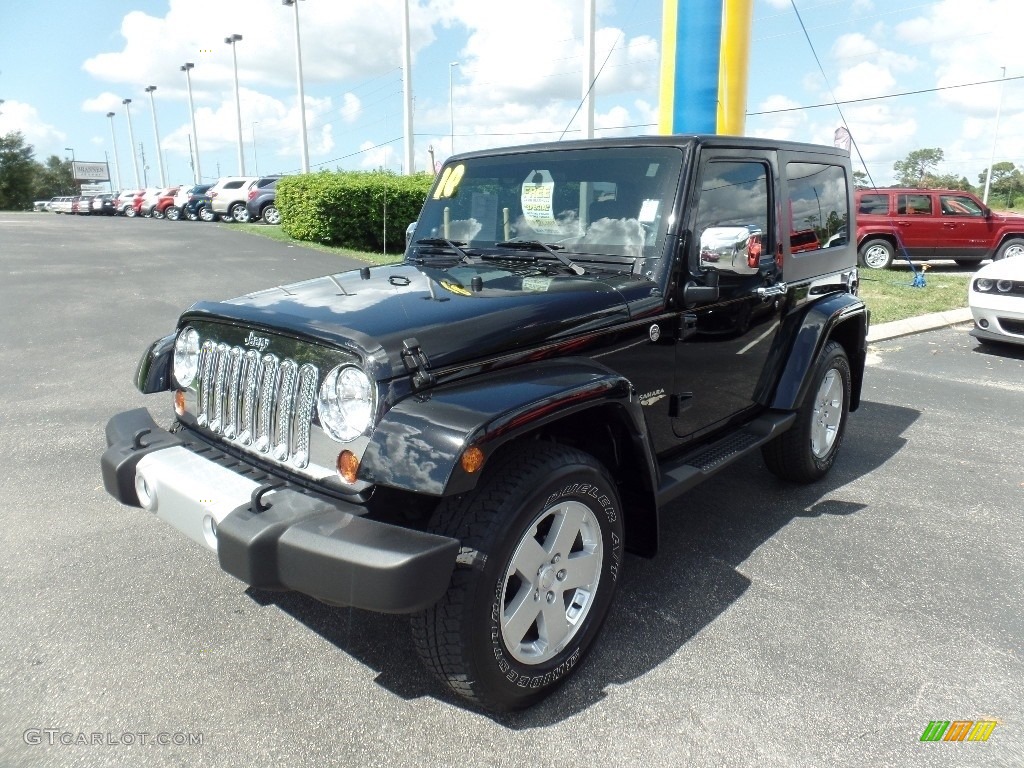2010 Wrangler Sahara 4x4 - Black / Dark Slate Gray/Medium Slate Gray photo #1