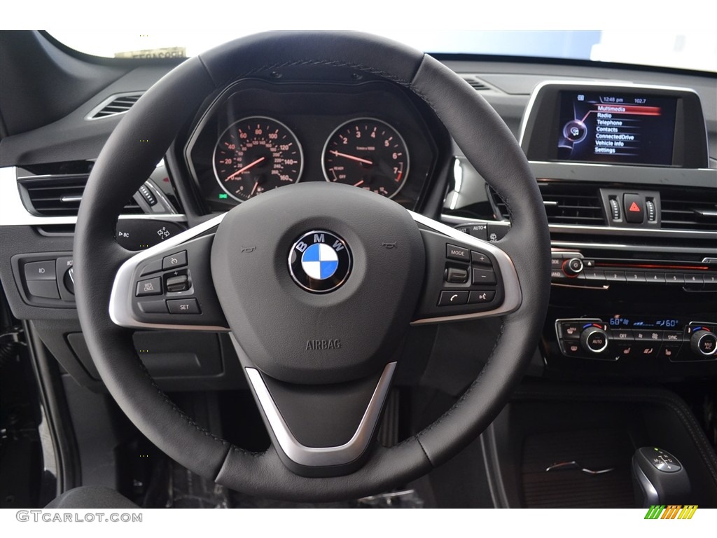 2017 BMW X1 sDrive28i Steering Wheel Photos