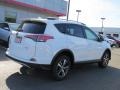 Super White - RAV4 XLE Photo No. 23
