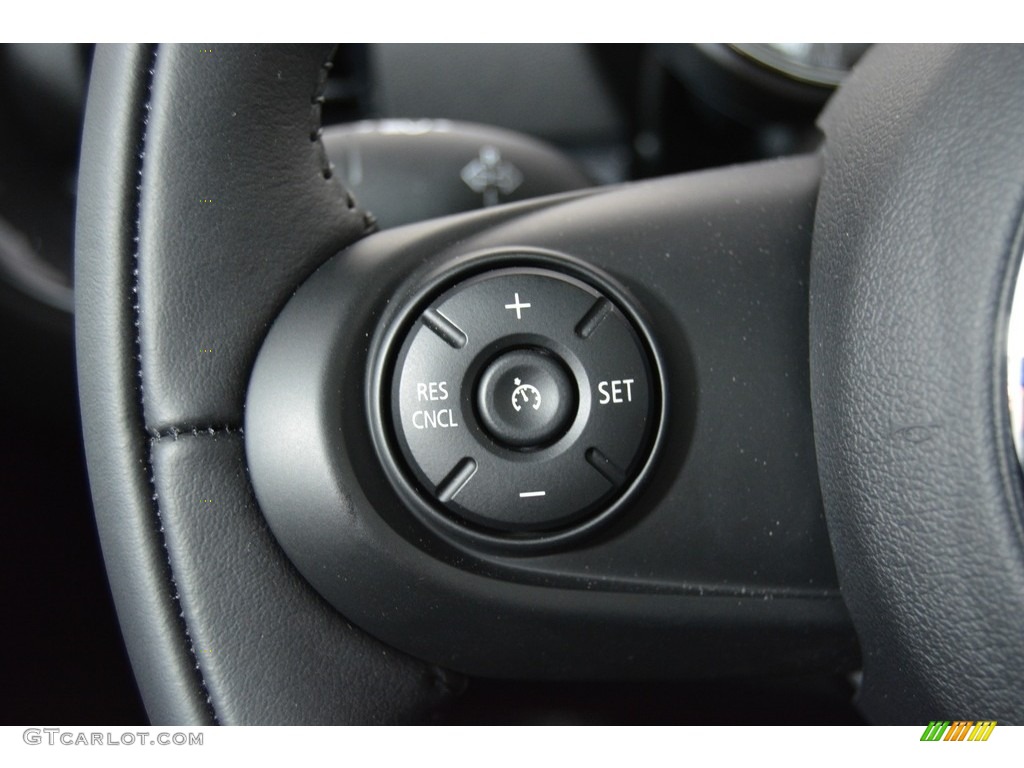 2017 Mini Clubman Cooper ALL4 Controls Photo #116548632