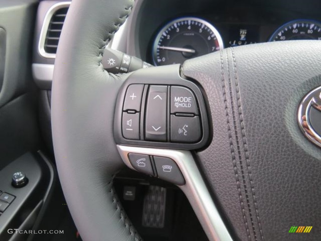 2016 Toyota Highlander Limited Controls Photo #116552820