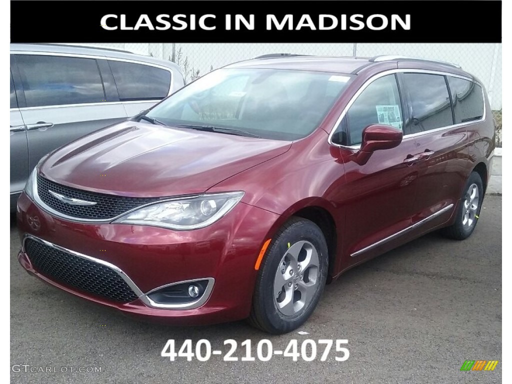 2017 Pacifica Touring L Plus - Velvet Red Pearl / Black/Alloy photo #1