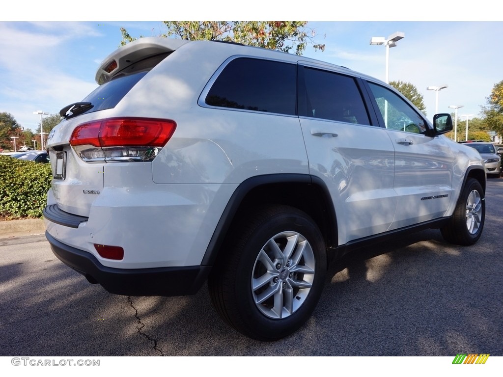 2017 Grand Cherokee Laredo - Bright White / Black photo #3