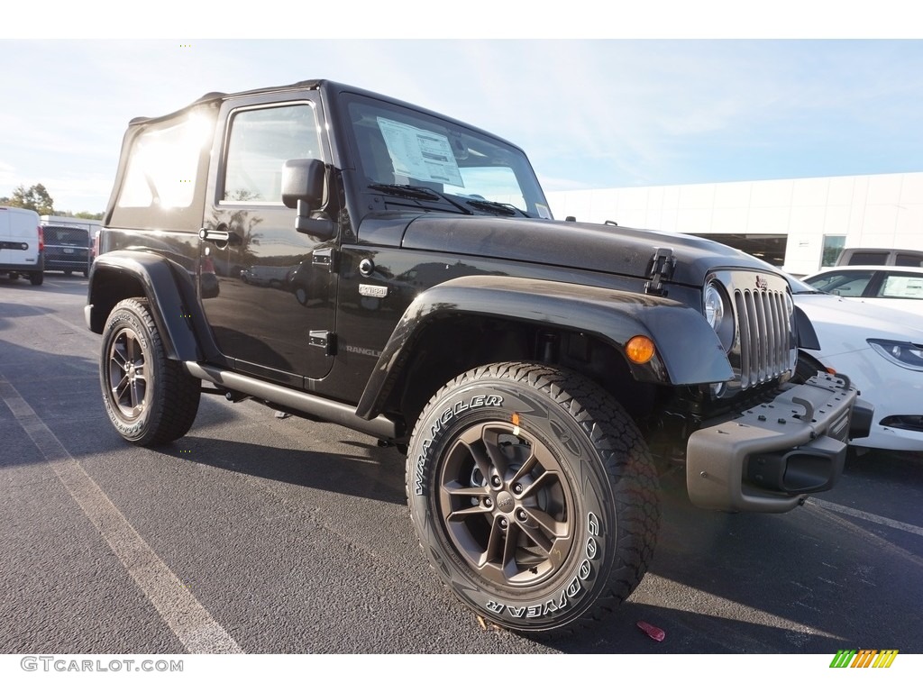 2017 Wrangler Sahara 4x4 - Black / Black photo #4