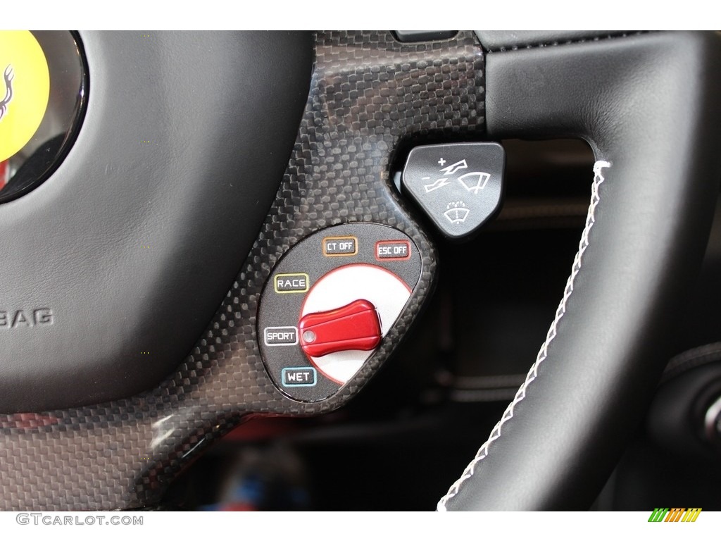 2015 Ferrari 458 Spider Controls Photos