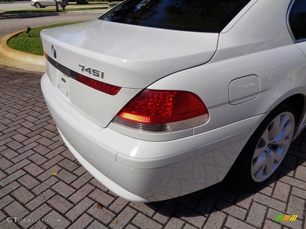 2003 7 Series 745i Sedan - Alpine White / Dark Beige/Beige III photo #45
