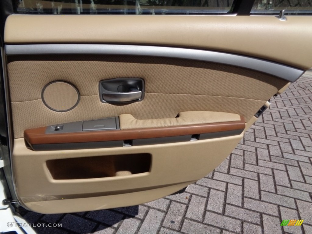 2003 BMW 7 Series 745i Sedan Door Panel Photos