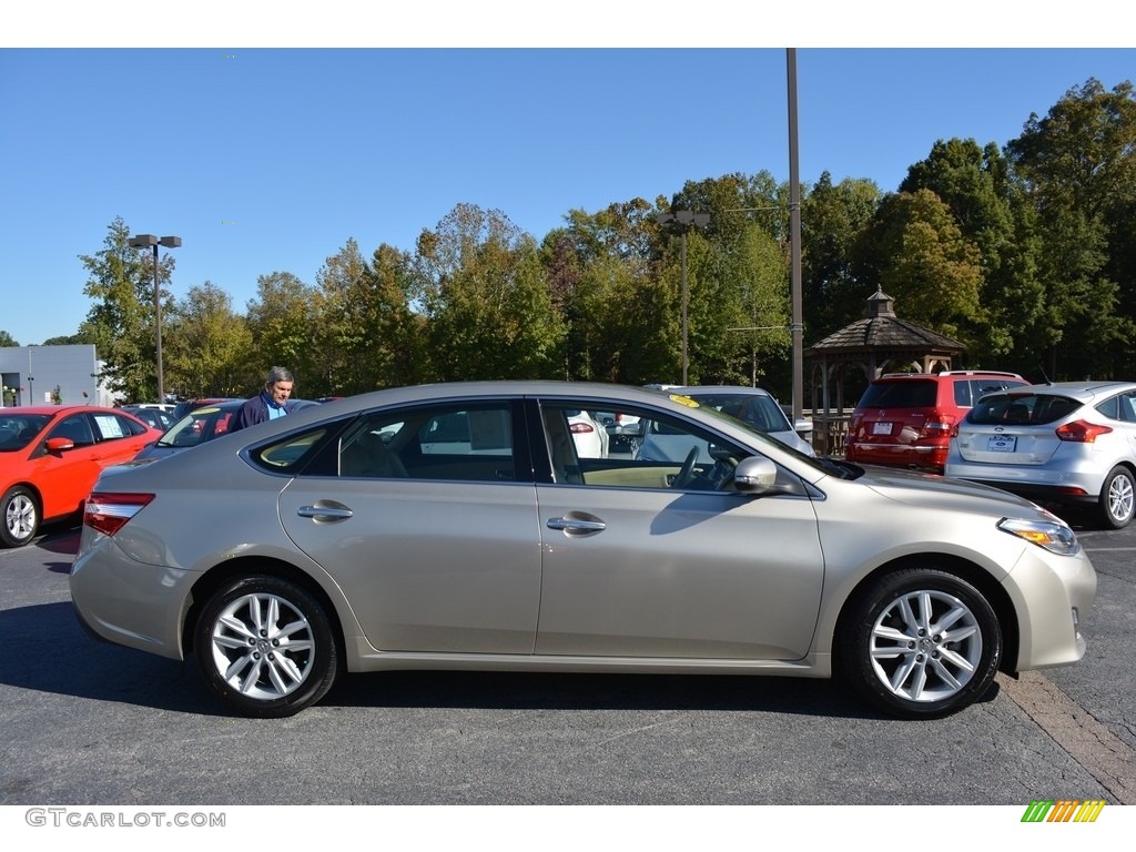 2013 Avalon XLE - Champagne Mica / Almond photo #2