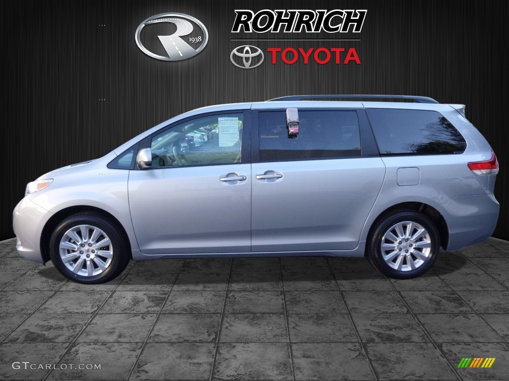 2014 Sienna LE AWD - Silver Sky Metallic / Light Gray photo #4