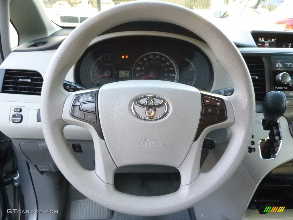 2014 Sienna LE AWD - Silver Sky Metallic / Light Gray photo #20