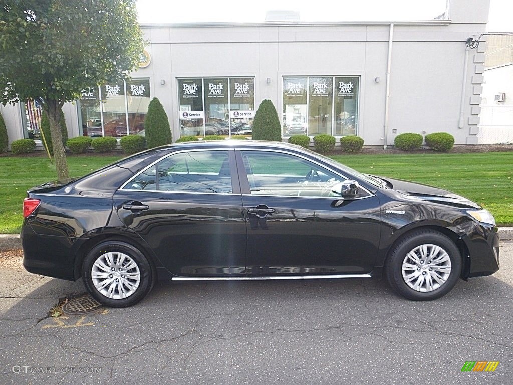 2014 Camry Hybrid LE - Attitude Black Metallic / Ash photo #6
