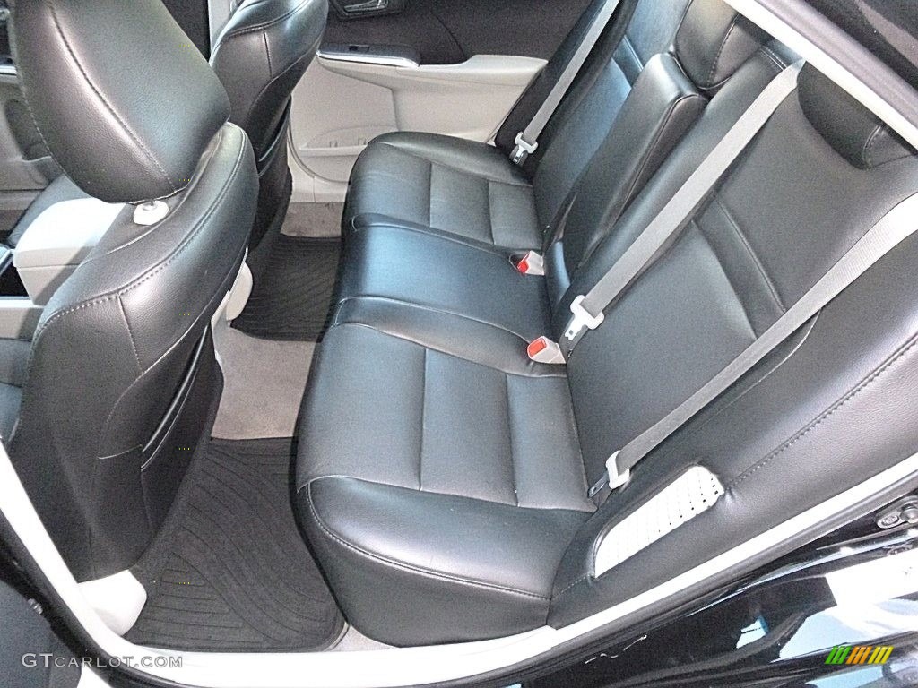 2014 Camry Hybrid LE - Attitude Black Metallic / Ash photo #15