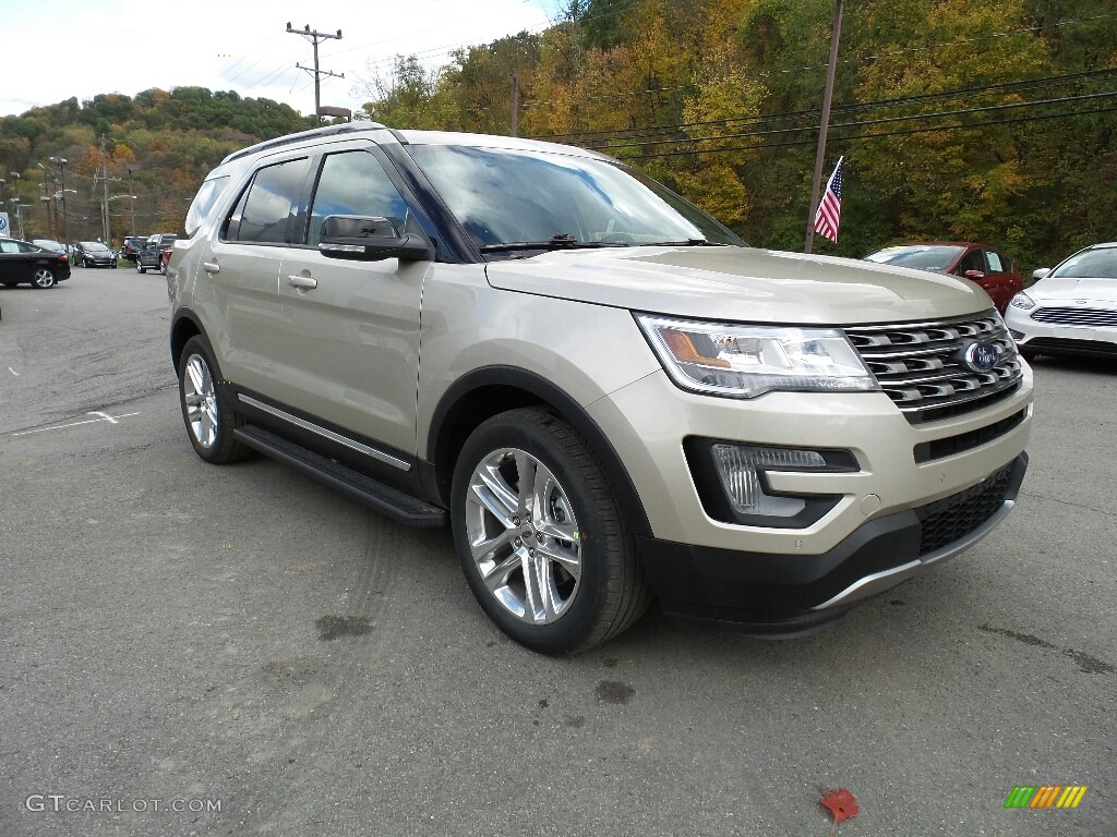 2017 Explorer XLT 4WD - White Gold / Ebony Black photo #5