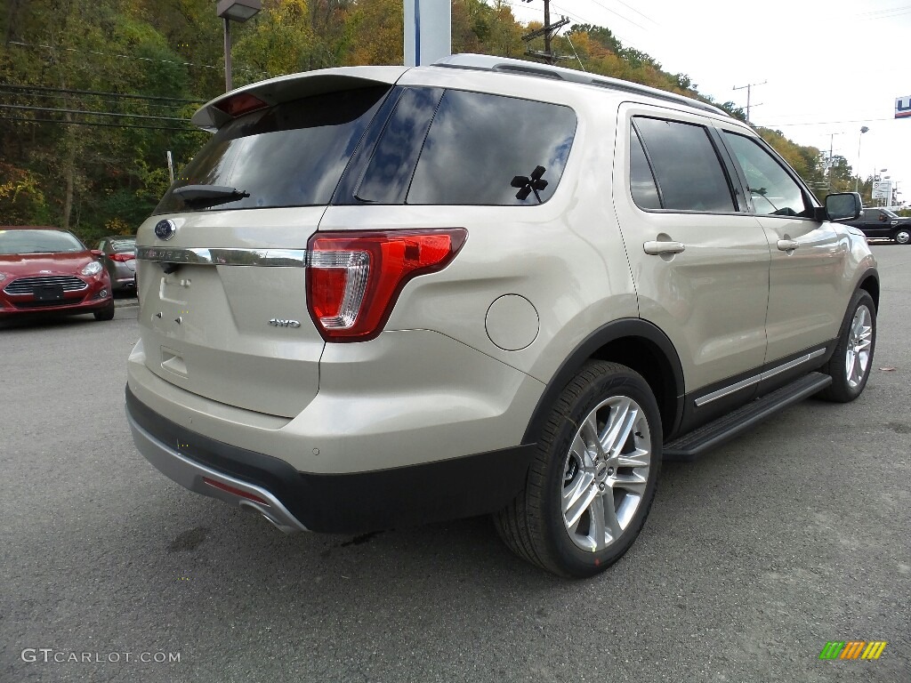 2017 Explorer XLT 4WD - White Gold / Ebony Black photo #7