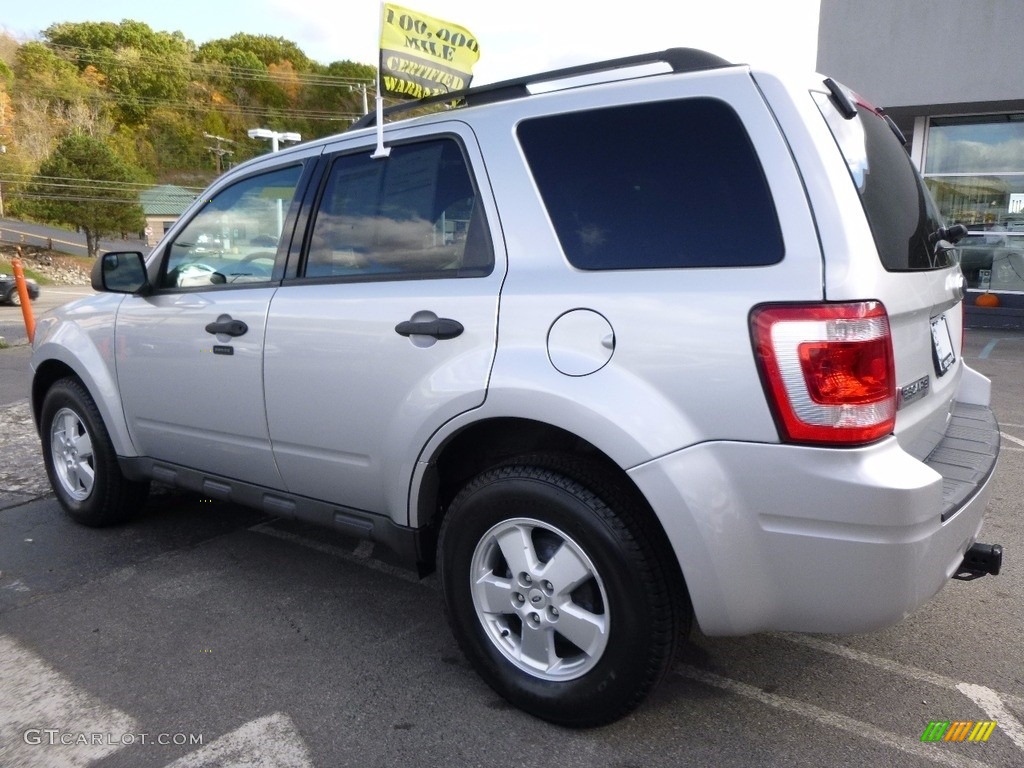 2012 Escape XLT 4WD - Ingot Silver Metallic / Charcoal Black photo #2