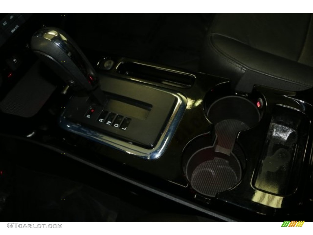 2010 Escape Limited V6 4WD - Ingot Silver Metallic / Charcoal Black photo #18