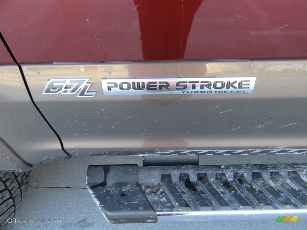2017 Ford F250 Super Duty Lariat Crew Cab 4x4 Marks and Logos Photo #116603092