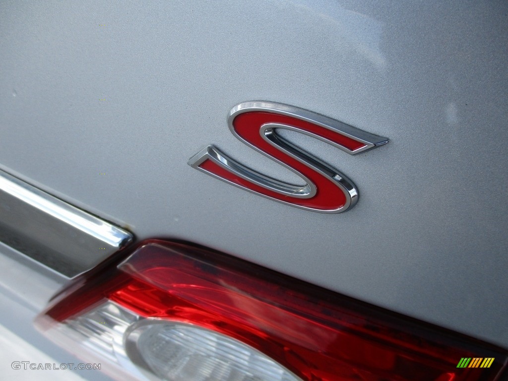 2013 Corolla S - Classic Silver Metallic / Dark Charcoal photo #18