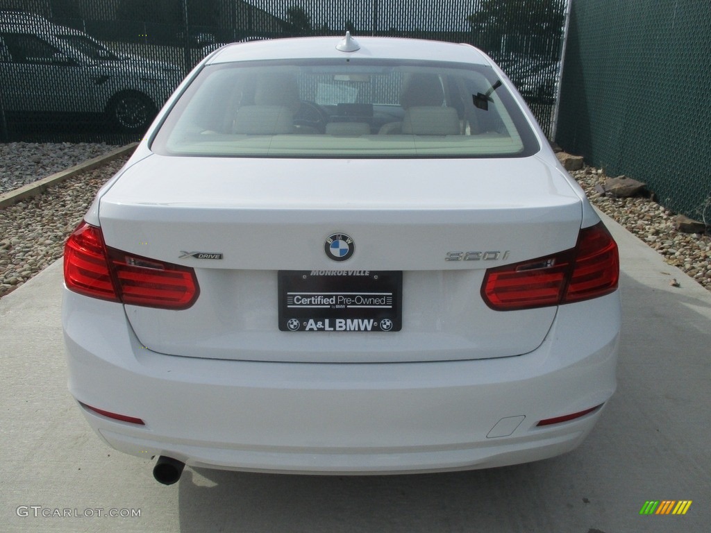 2014 3 Series 320i xDrive Sedan - Alpine White / Venetian Beige photo #9