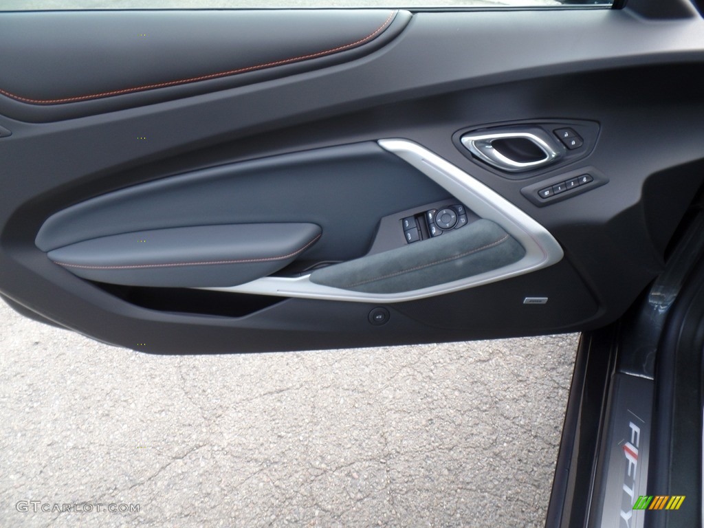 2017 Chevrolet Camaro SS Convertible 50th Anniversary 50th Anniversary Jet Black/Dark Gray Door Panel Photo #116620103