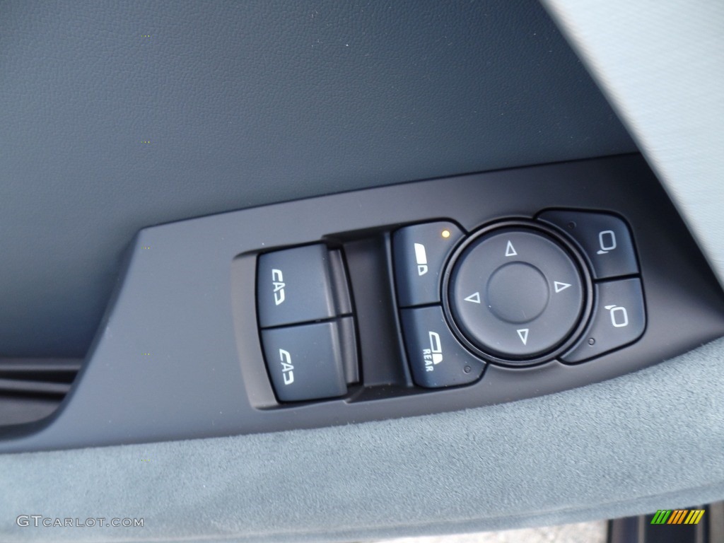 2017 Chevrolet Camaro SS Convertible 50th Anniversary Controls Photo #116620127