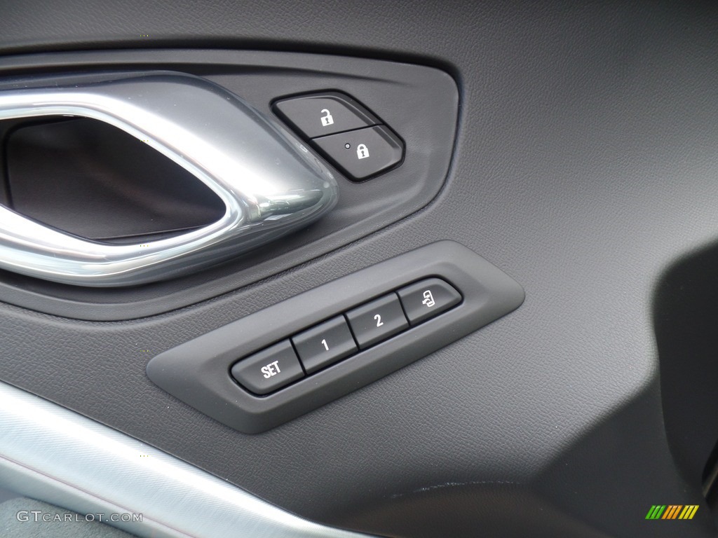 2017 Chevrolet Camaro SS Convertible 50th Anniversary Controls Photo #116620151