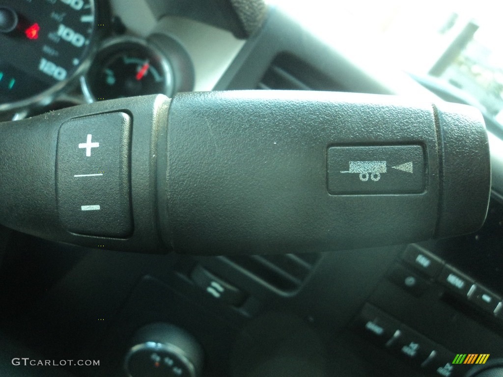 2011 Silverado 2500HD LT Extended Cab 4x4 - Sheer Silver Metallic / Ebony photo #21