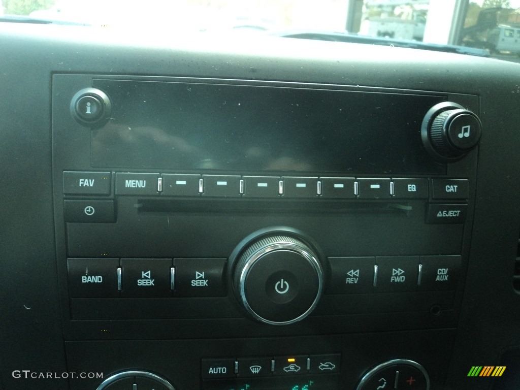 2011 Silverado 2500HD LT Extended Cab 4x4 - Sheer Silver Metallic / Ebony photo #23