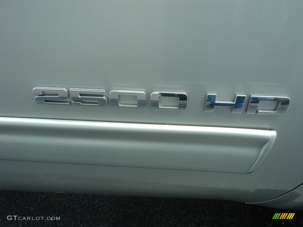 2011 Silverado 2500HD LT Extended Cab 4x4 - Sheer Silver Metallic / Ebony photo #31