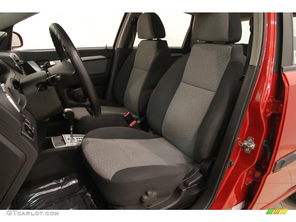 2010 Aveo Aveo5 LT - Sport Red / Charcoal photo #5