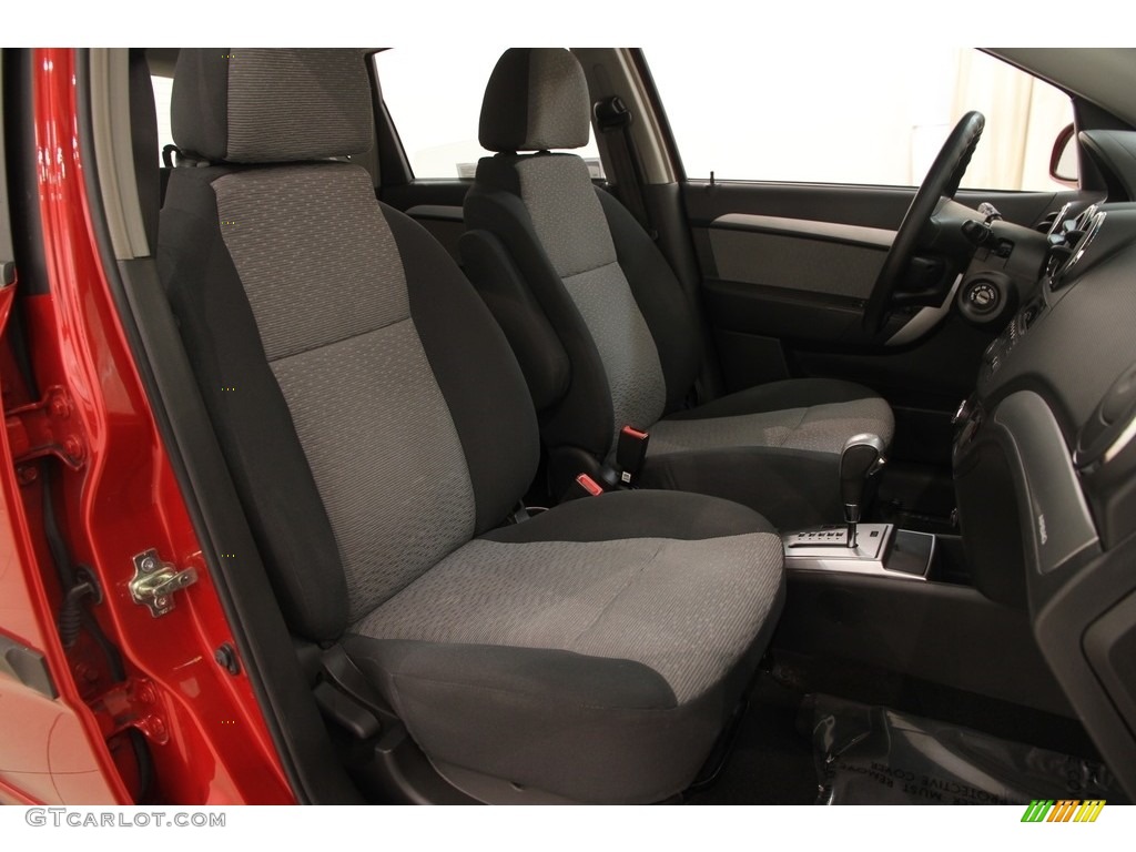 2010 Aveo Aveo5 LT - Sport Red / Charcoal photo #11