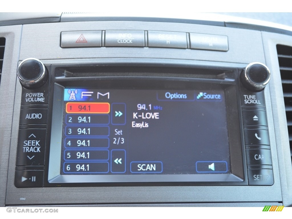 2013 Venza LE - Attitude Black Metallic / Light Gray photo #17