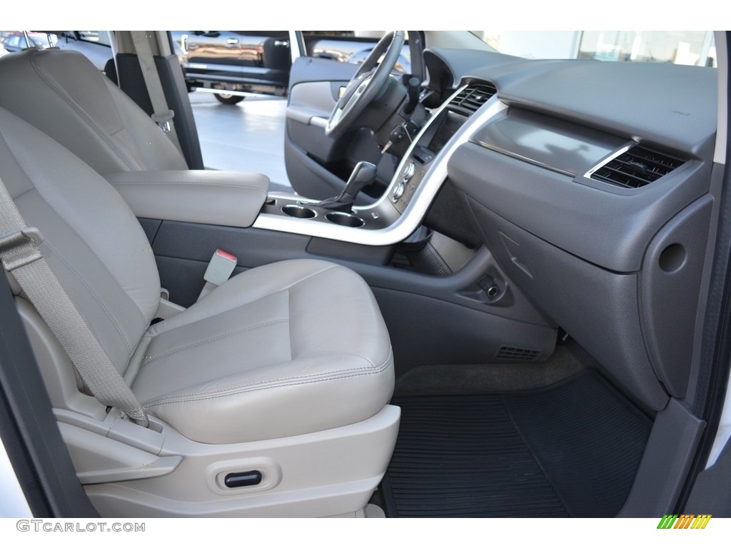 2013 Edge SEL - White Suede / Medium Light Stone photo #15