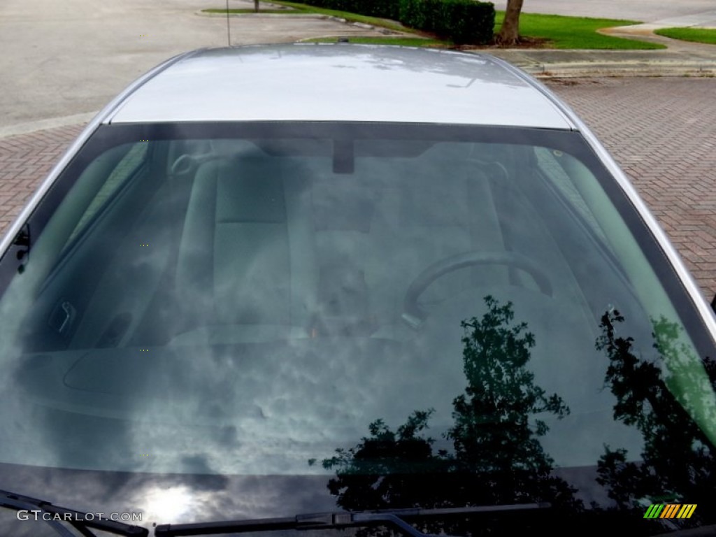 2007 Cobalt LT Coupe - Ultra Silver Metallic / Gray photo #17